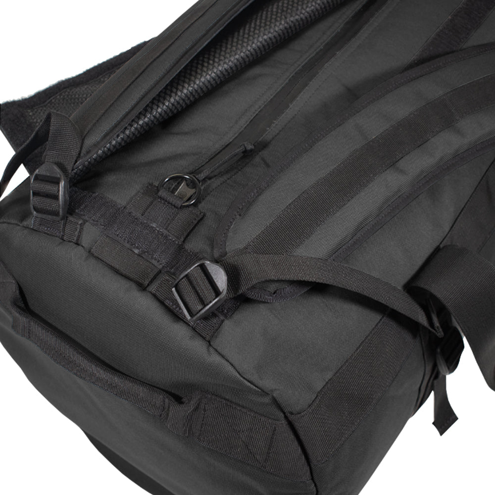 SMELL PROOF DUFFLE BAG - MEDIUM IN BLACK