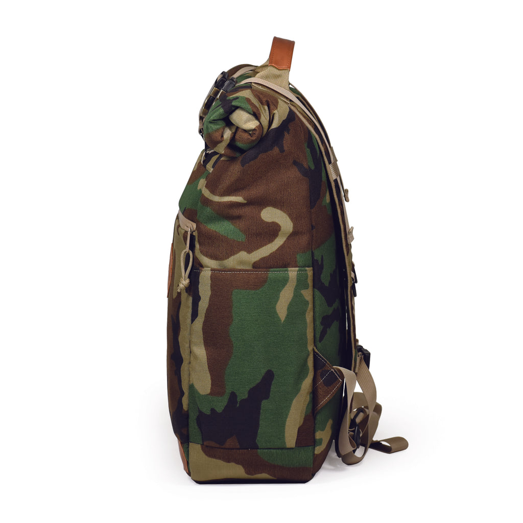 SMELL PROOF BACKPACK "THE SCOUT" - WOODLAND CAMO