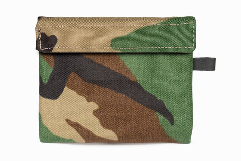 THE BANKER - SMELL PROOF POUCH IN BLACK FOREST CAMO