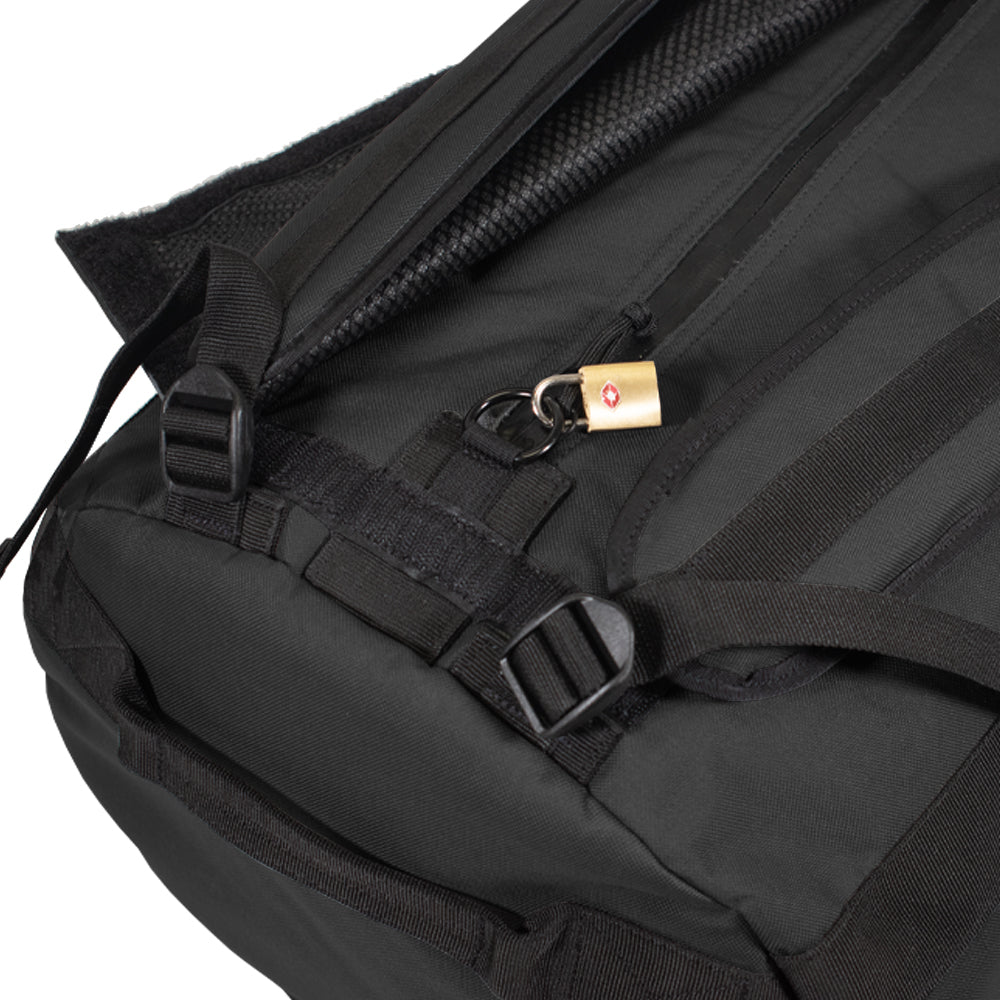 SMELL PROOF DUFFLE BAG - MEDIUM IN BLACK